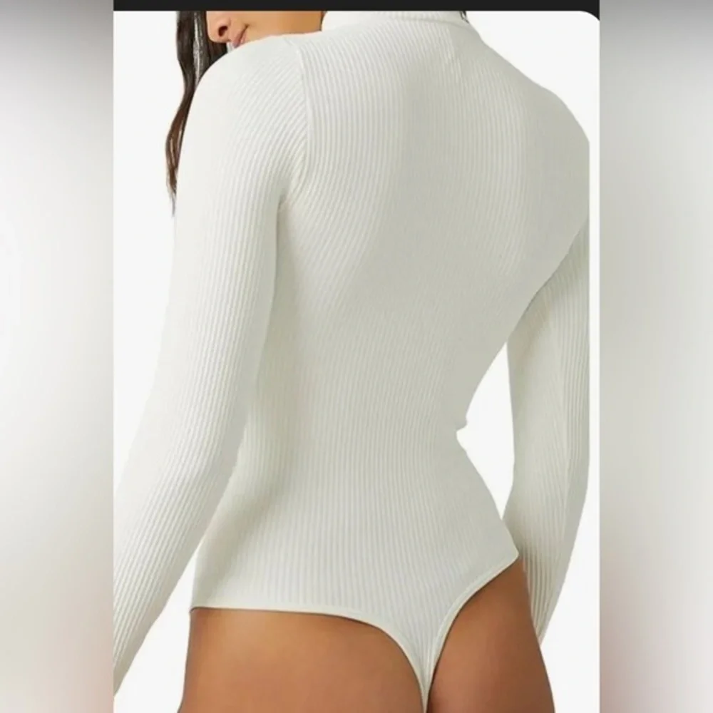 Free People ivory white XYZ‎ Recycled mockneck Turtleneck Bodysuit size M/L new